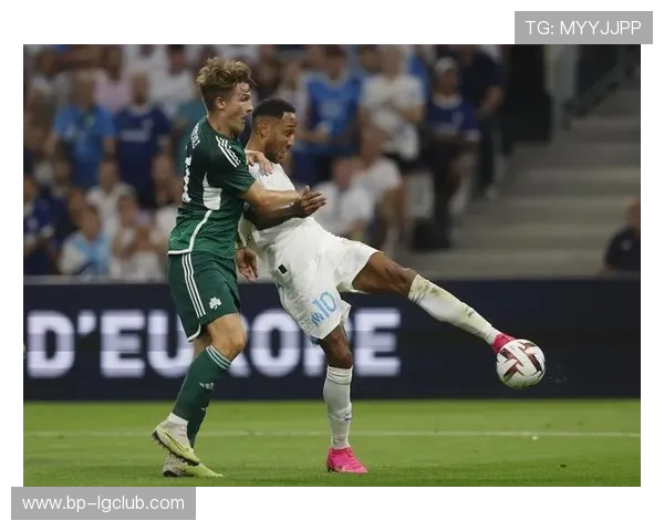 帕纳辛奈科斯足球队辉煌战绩回顾与未来展望